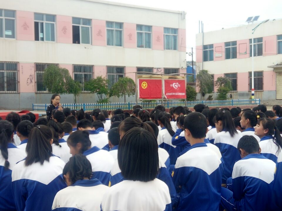 共青团大通县委“托起明天的太阳”压力与情绪管理活动